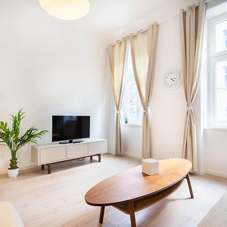 Modernes Apartment Im Charmanten Cottage Viertel Bécs Kültér fotó