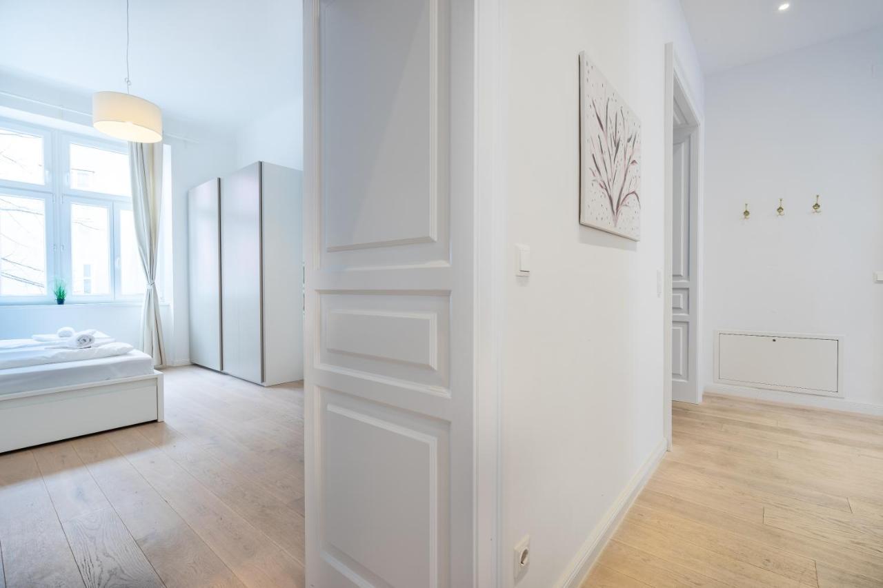 Modernes Apartment Im Charmanten Cottage Viertel Bécs Kültér fotó