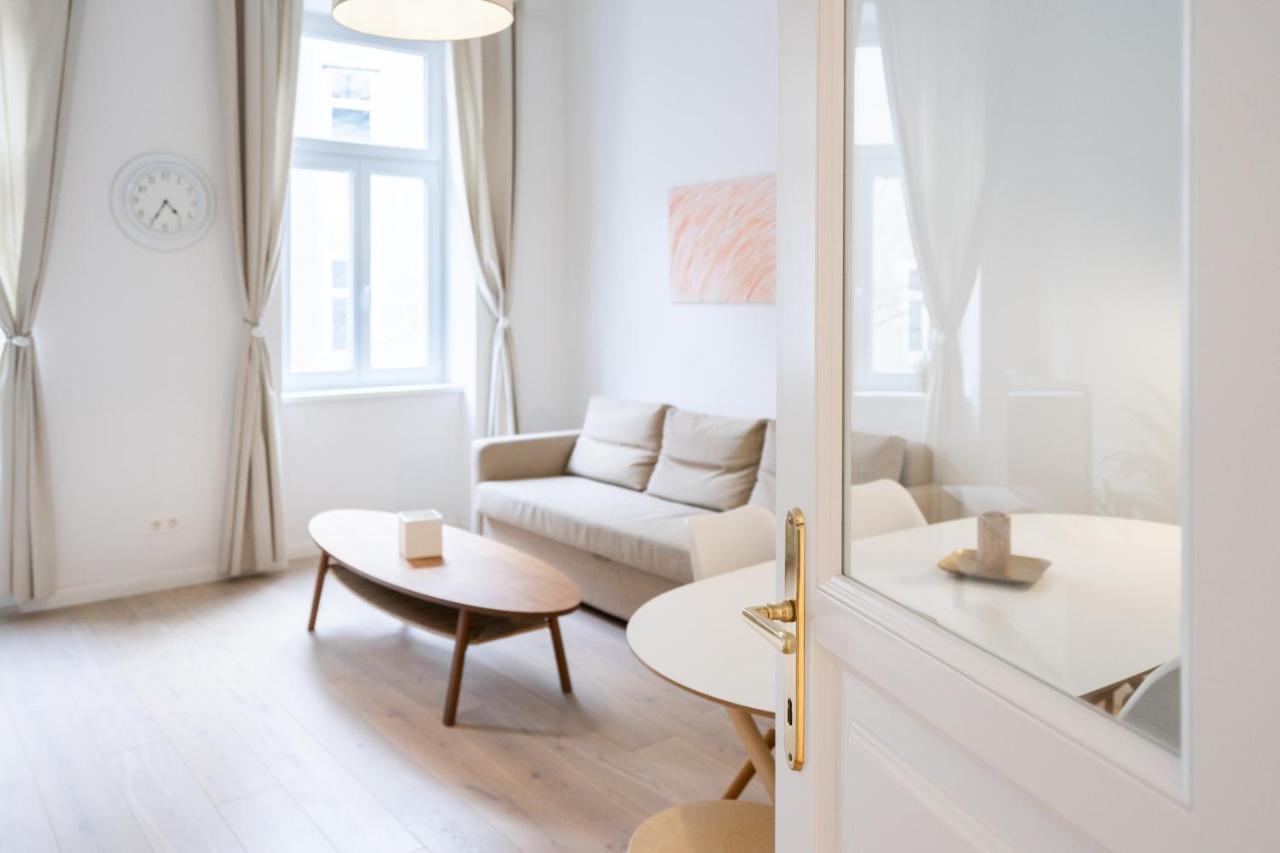 Modernes Apartment Im Charmanten Cottage Viertel Bécs Kültér fotó